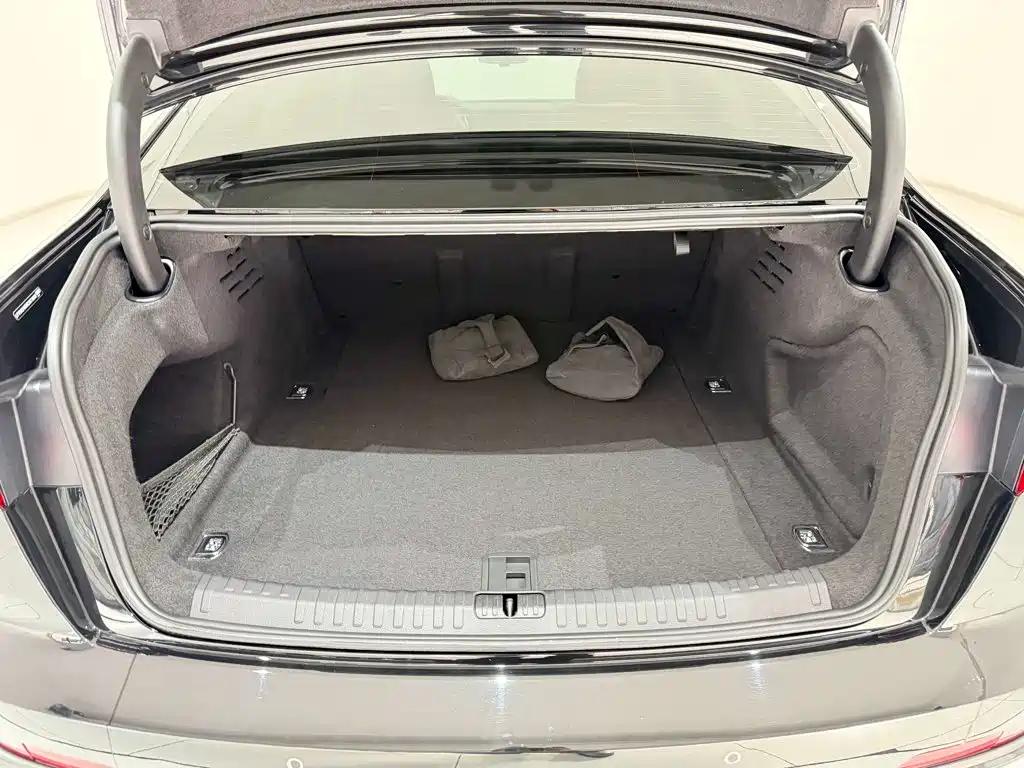 Audi A6L — миниатюра 27