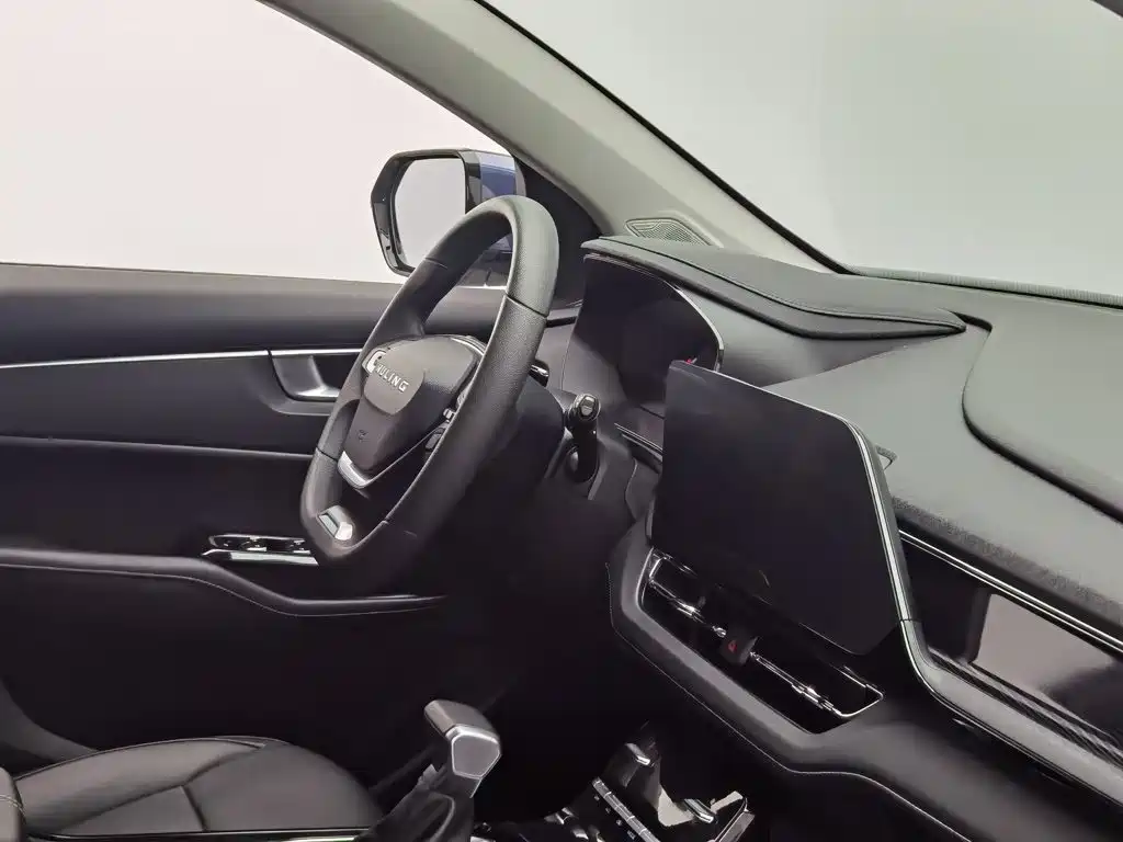 Wuling Victory — миниатюра 22