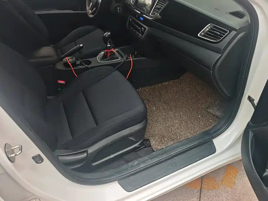Hyundai Mistra — миниатюра 8