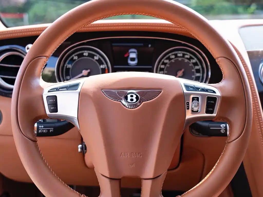 Bentley Continental — миниатюра 10