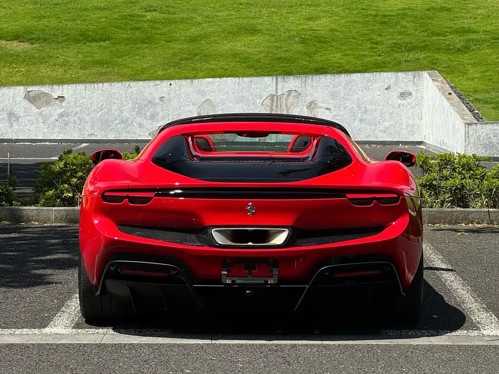 Ferrari 296 — миниатюра 5