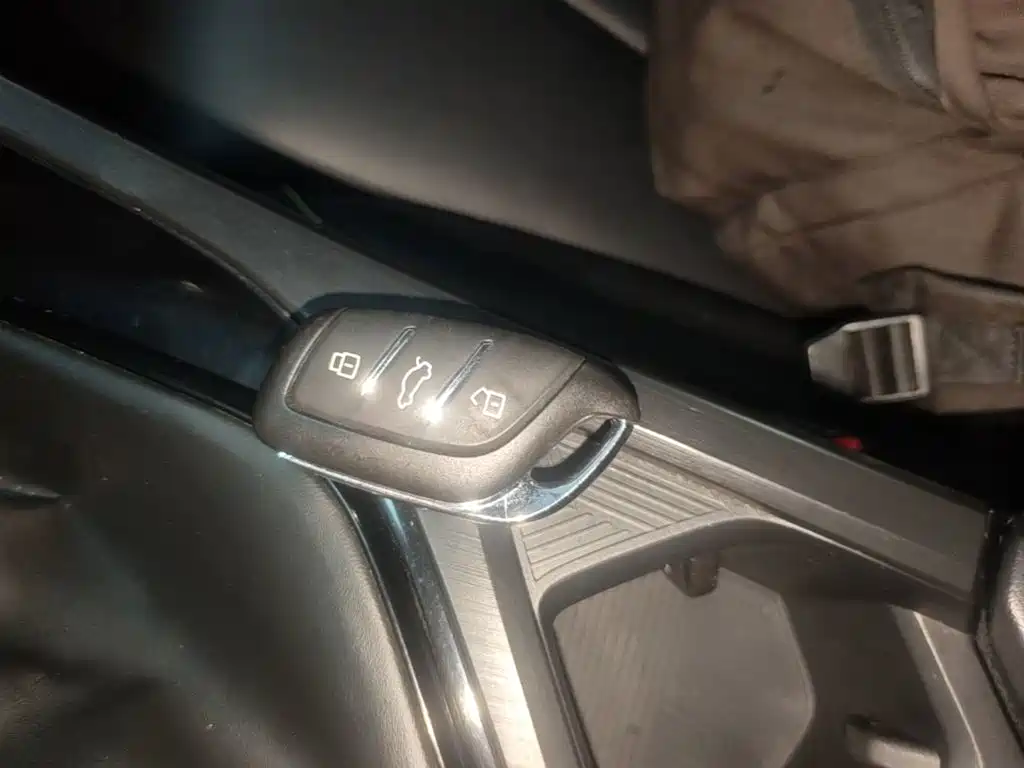 Roewe i5 — миниатюра 9