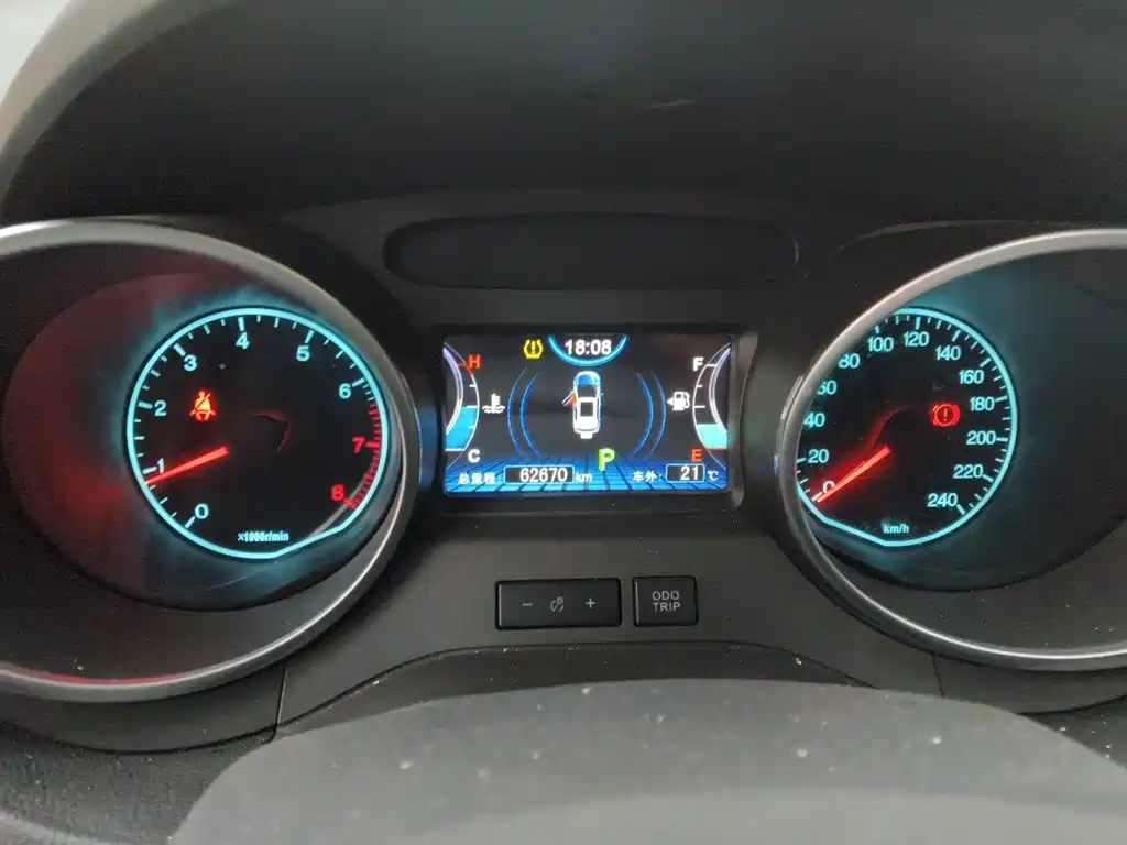 BYD Yuan — миниатюра 7
