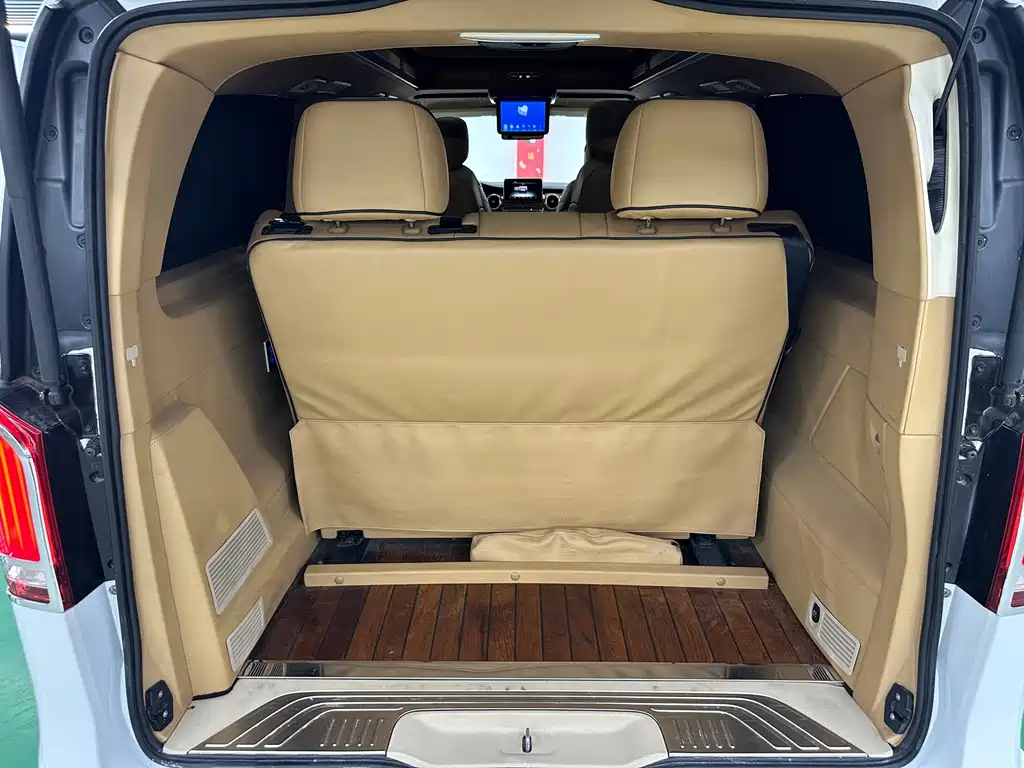 Mercedes-Benz V-Class V 260 L Premium Extended Edition, фото 35