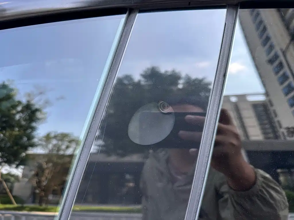 Tesla Model 3 — миниатюра 11