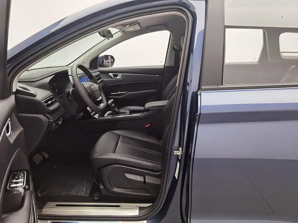 Wuling Victory — миниатюра 10