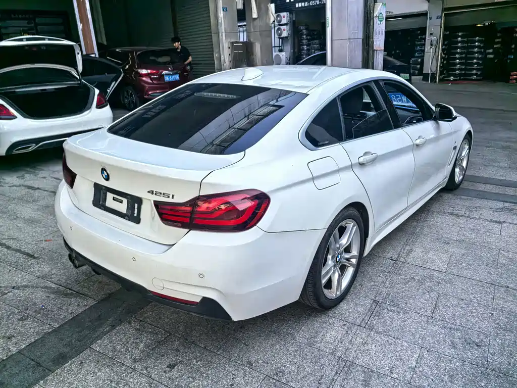BMW 4 Series — миниатюра 14