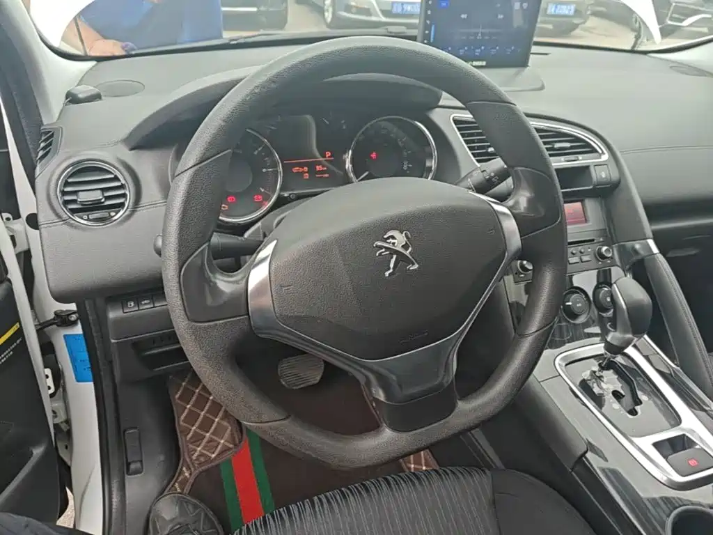 Peugeot 3008 — миниатюра 11