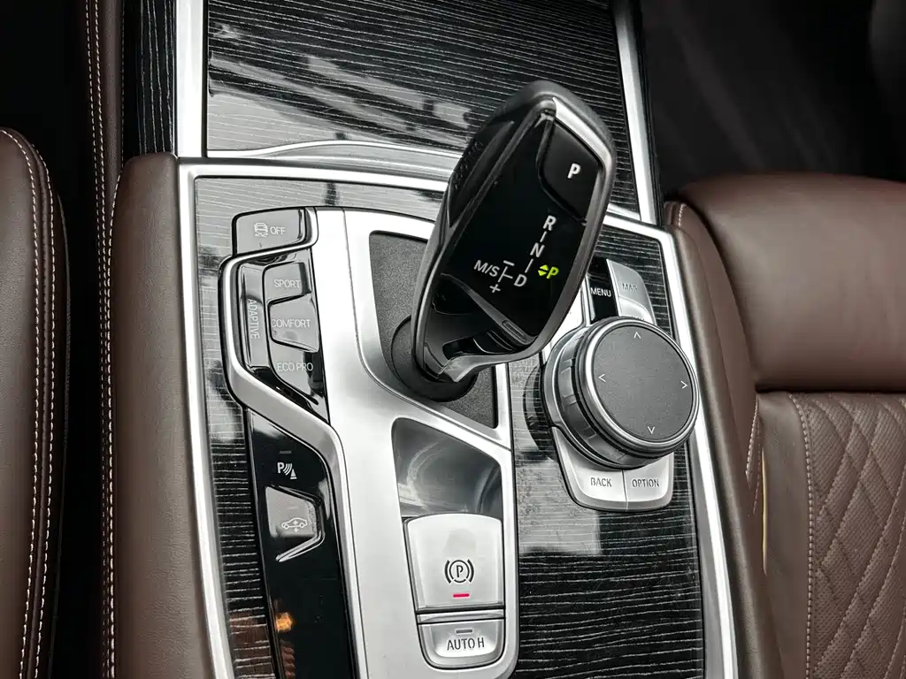 BMW 7 Series 7 2021 730Li M Sport