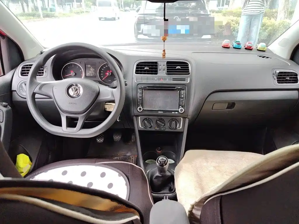Volkswagen Polo — миниатюра 13