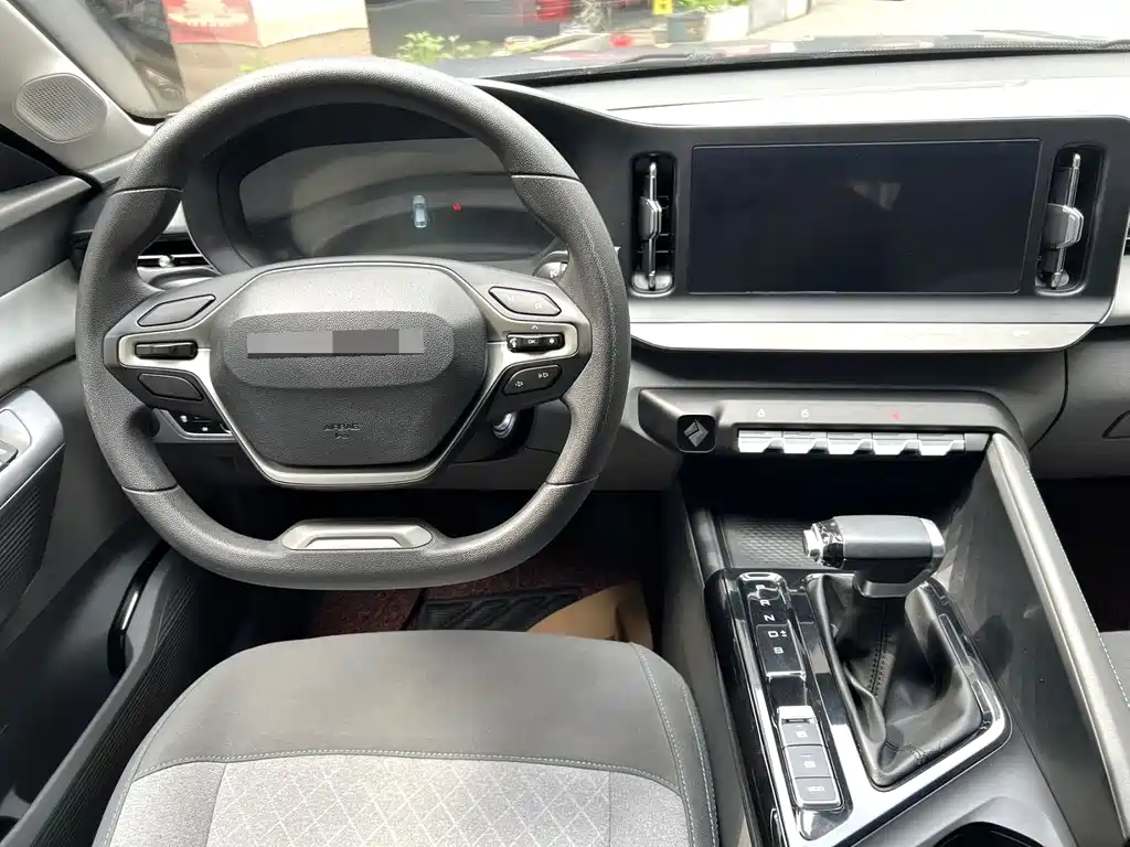 Baojun RC-5 — миниатюра 6
