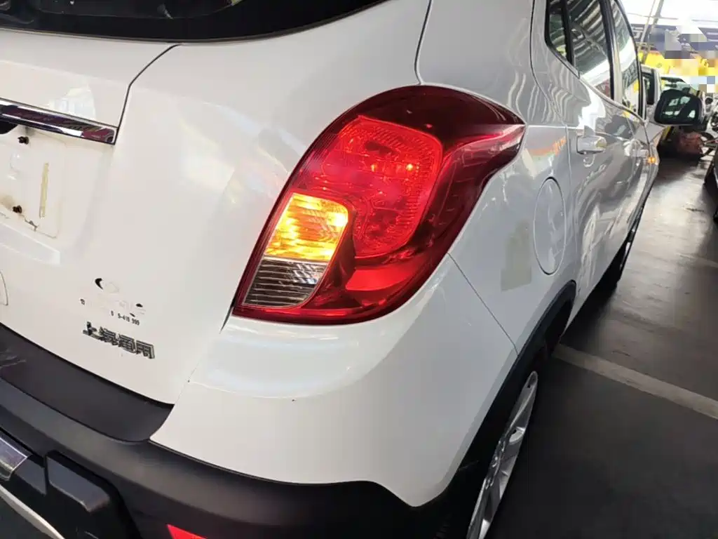 Buick Encore — миниатюра 8