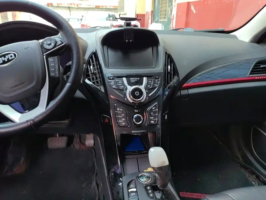 BYD Qin NEV — миниатюра 13
