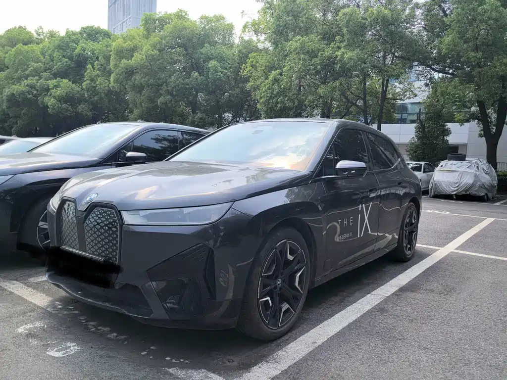 BMW iX 2022 xDrive40