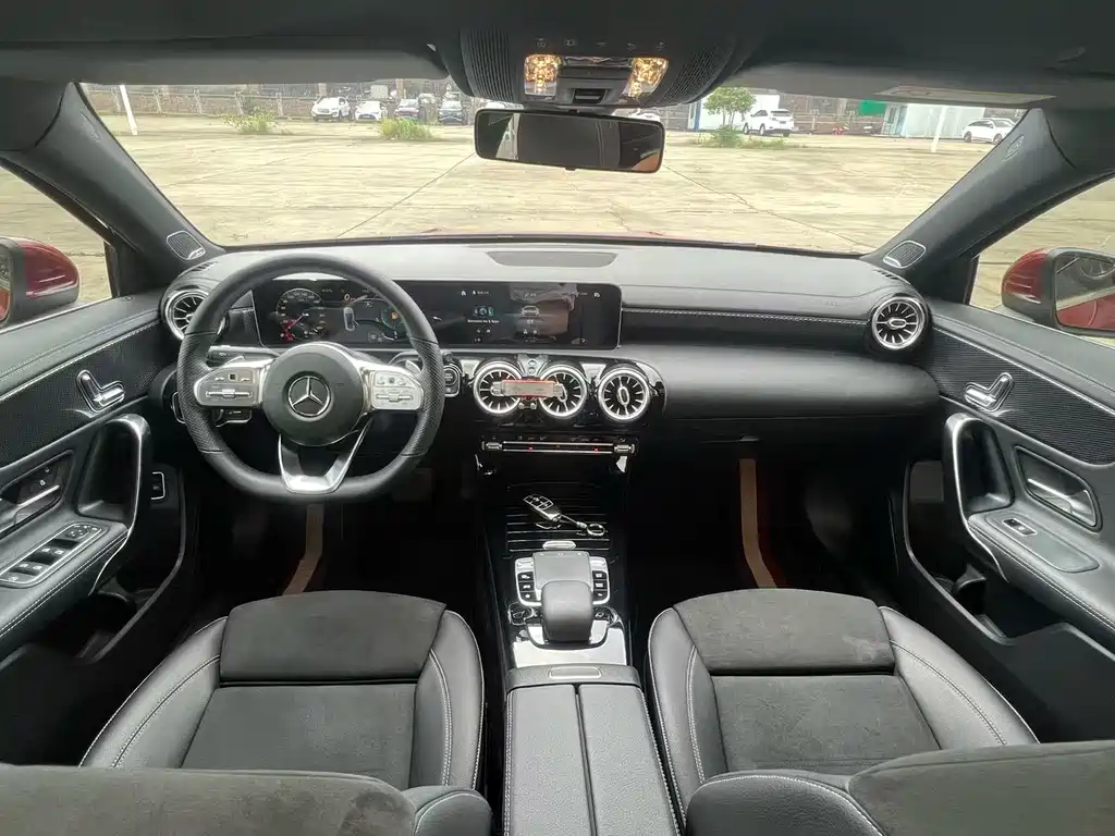 Mercedes-Benz A-Class — миниатюра 10