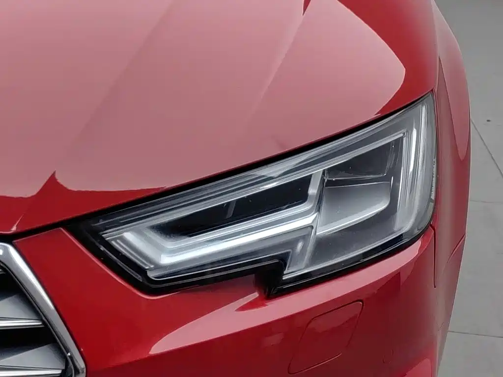 Audi A4L — миниатюра 7