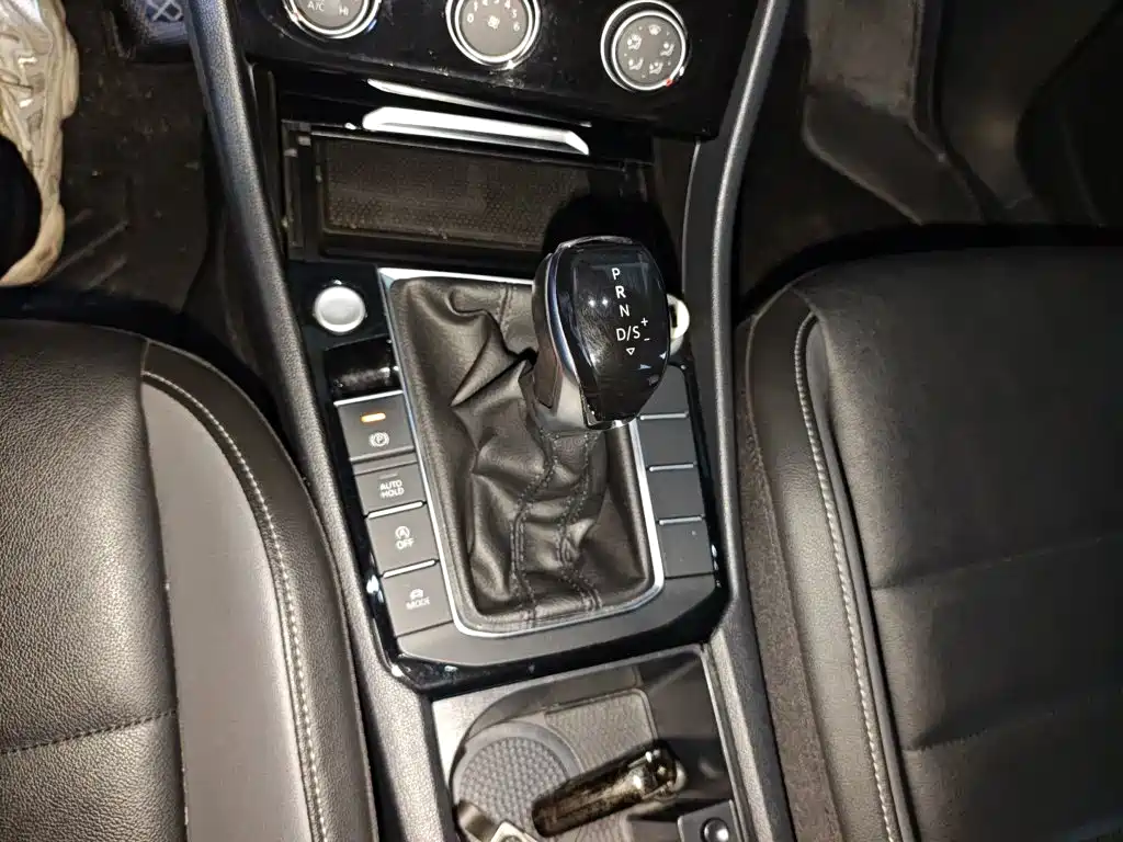 Volkswagen Sagitar — миниатюра 10