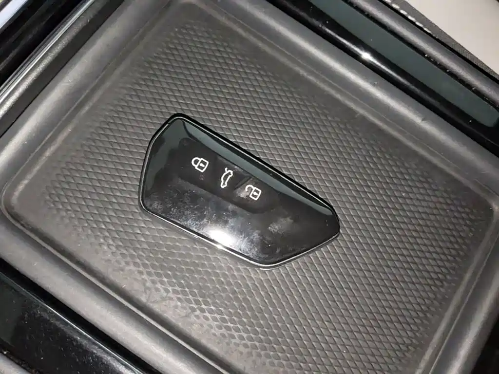 Volkswagen ID.4 Crozz — миниатюра 9
