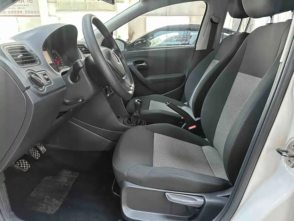 Volkswagen Polo — миниатюра 16