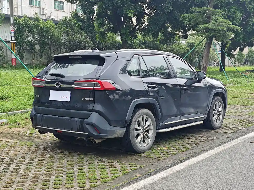 Toyota Wildlander — миниатюра 6
