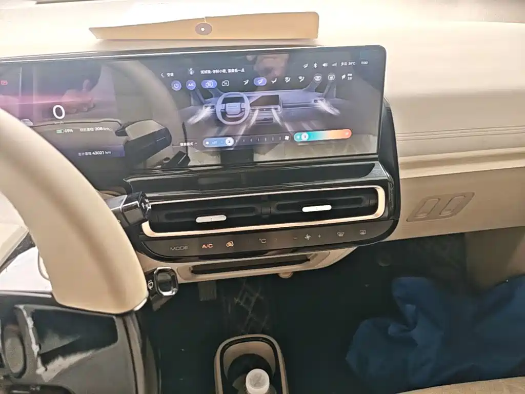 Baojun KiWi EV — миниатюра 13