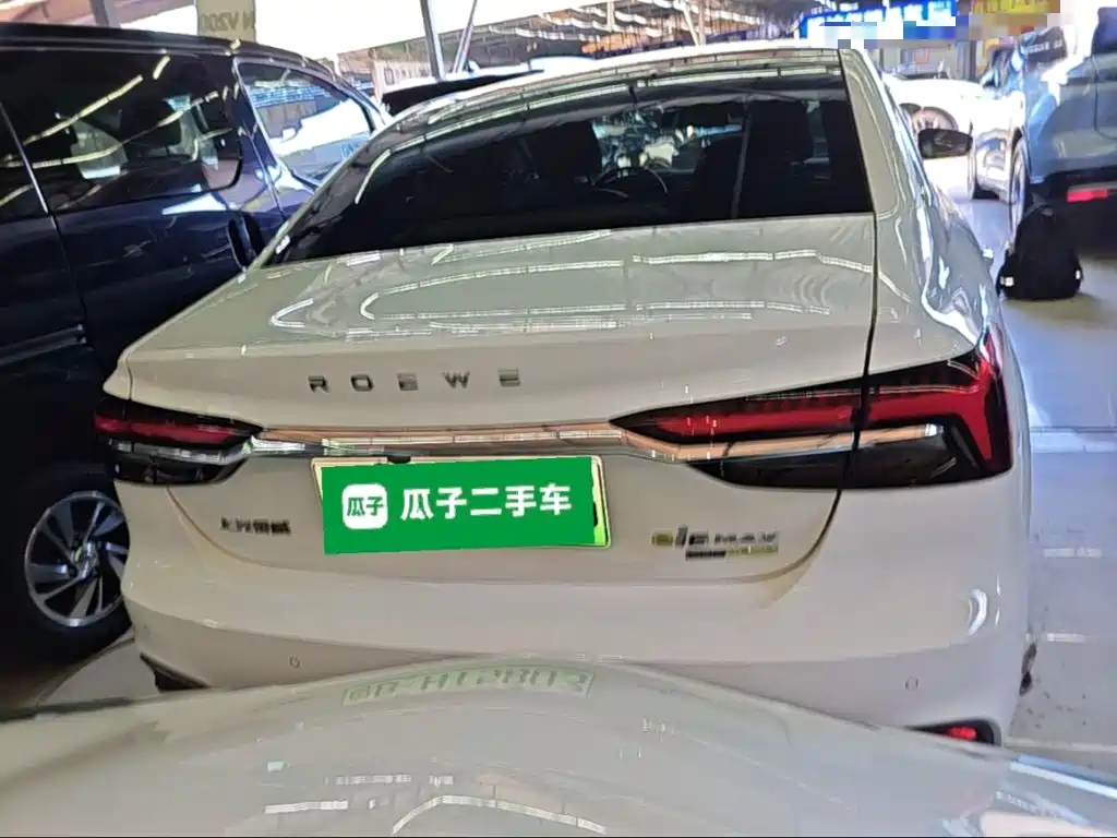 Roewe i6 MAX New Energy — миниатюра 6