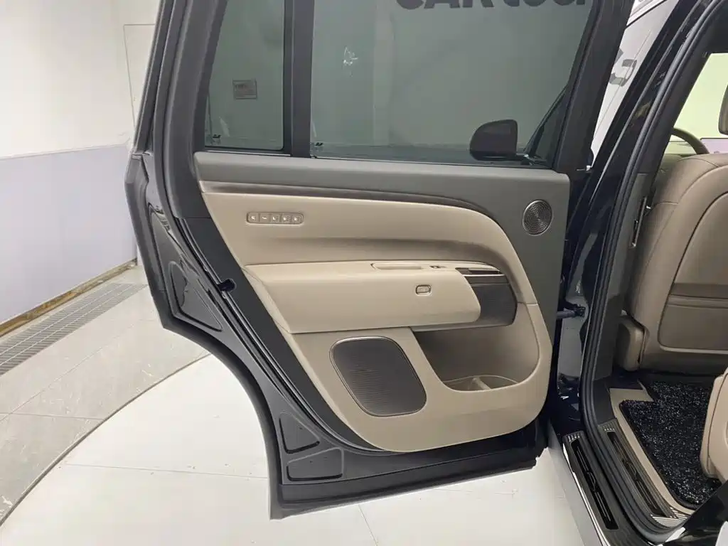 Li Auto Li L8 — миниатюра 24