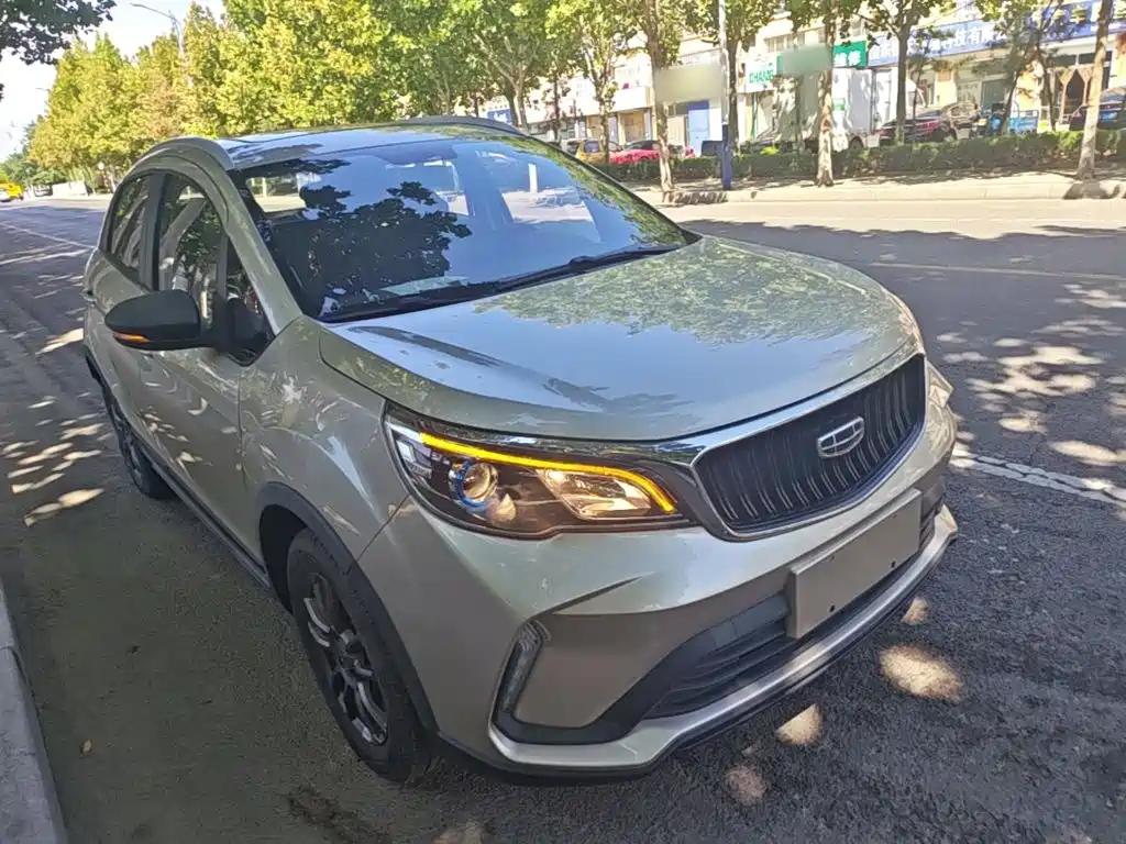 Geely Vision X3 — миниатюра 4