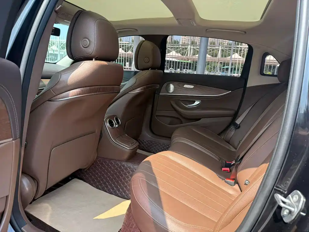 Mercedes-Benz E-Class New Energy — миниатюра 5