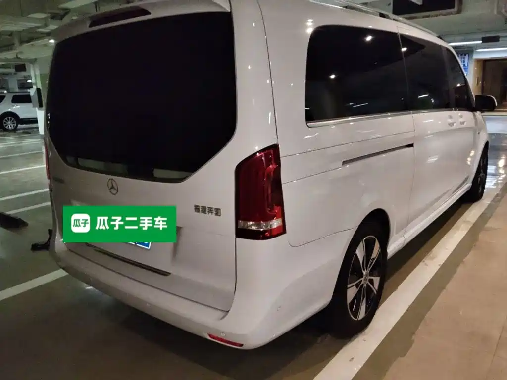 Mercedes-Benz V-Class — миниатюра 4