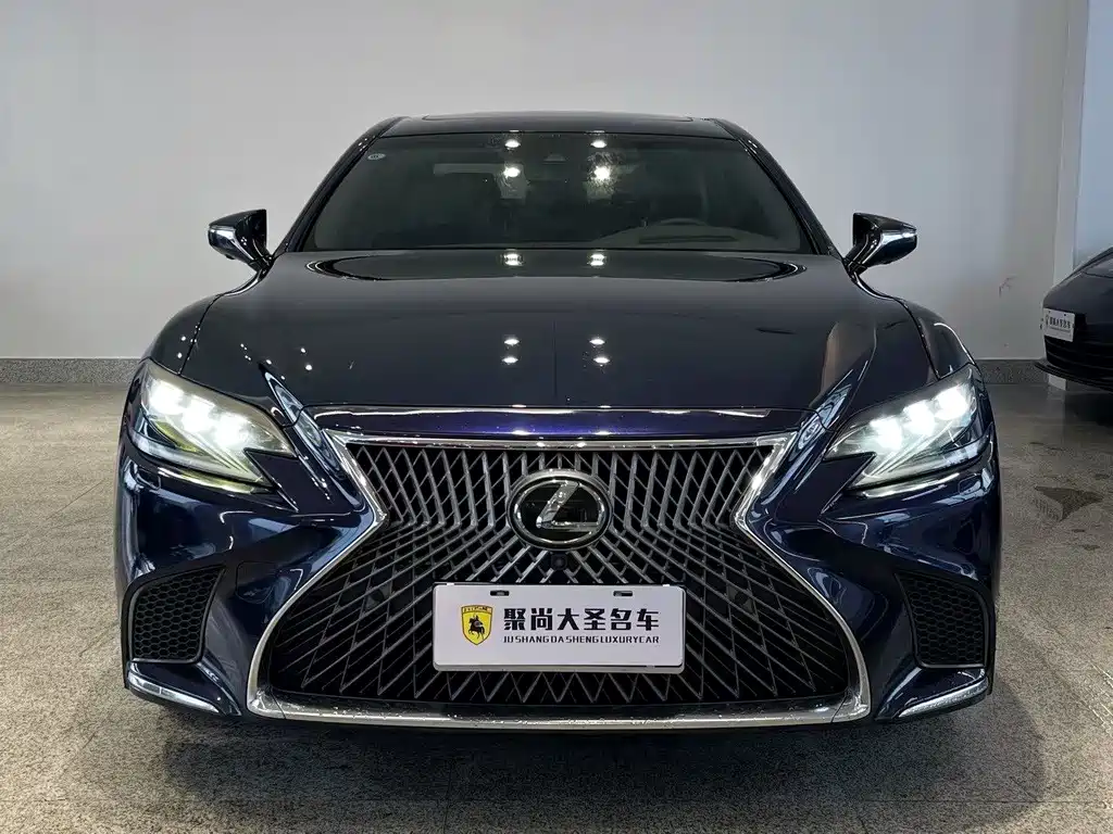 Lexus LS 2018 350 Luxury V