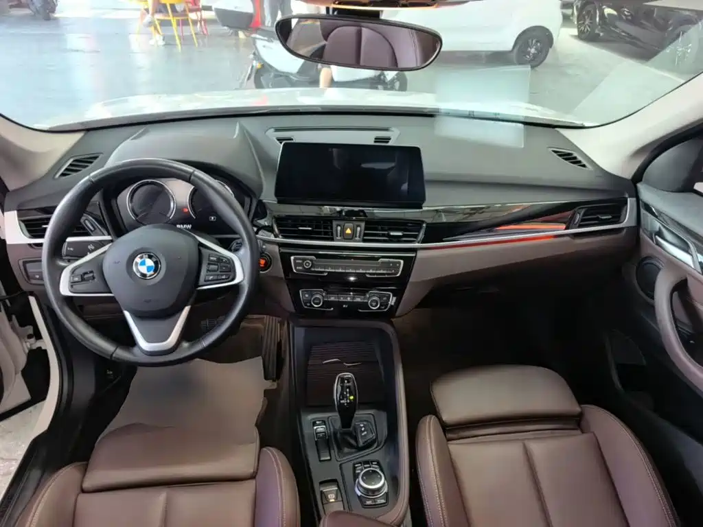 BMW X1 — миниатюра 10