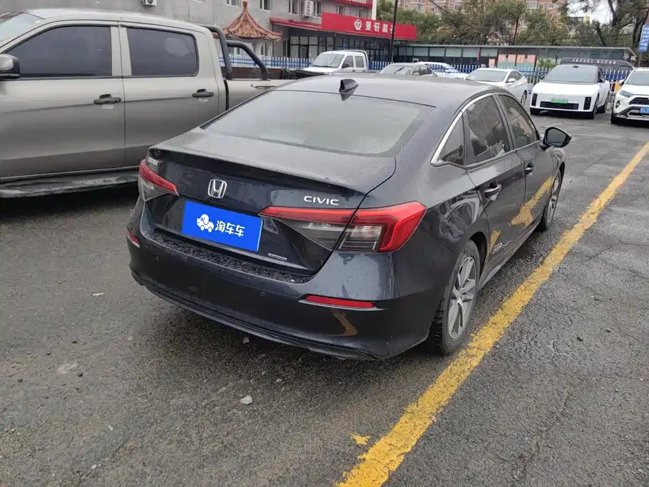 Honda Civic — миниатюра 3