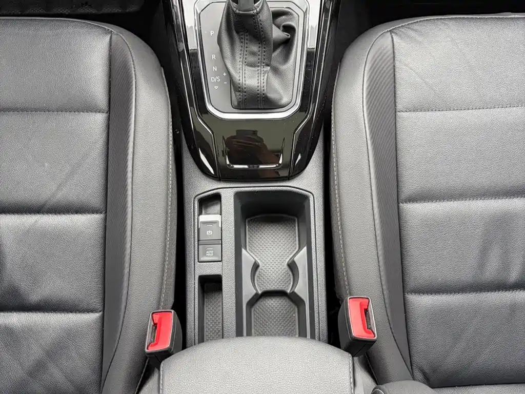 Volkswagen T-Roc — миниатюра 11