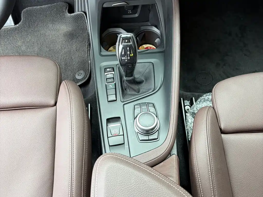 BMW X1 — миниатюра 10