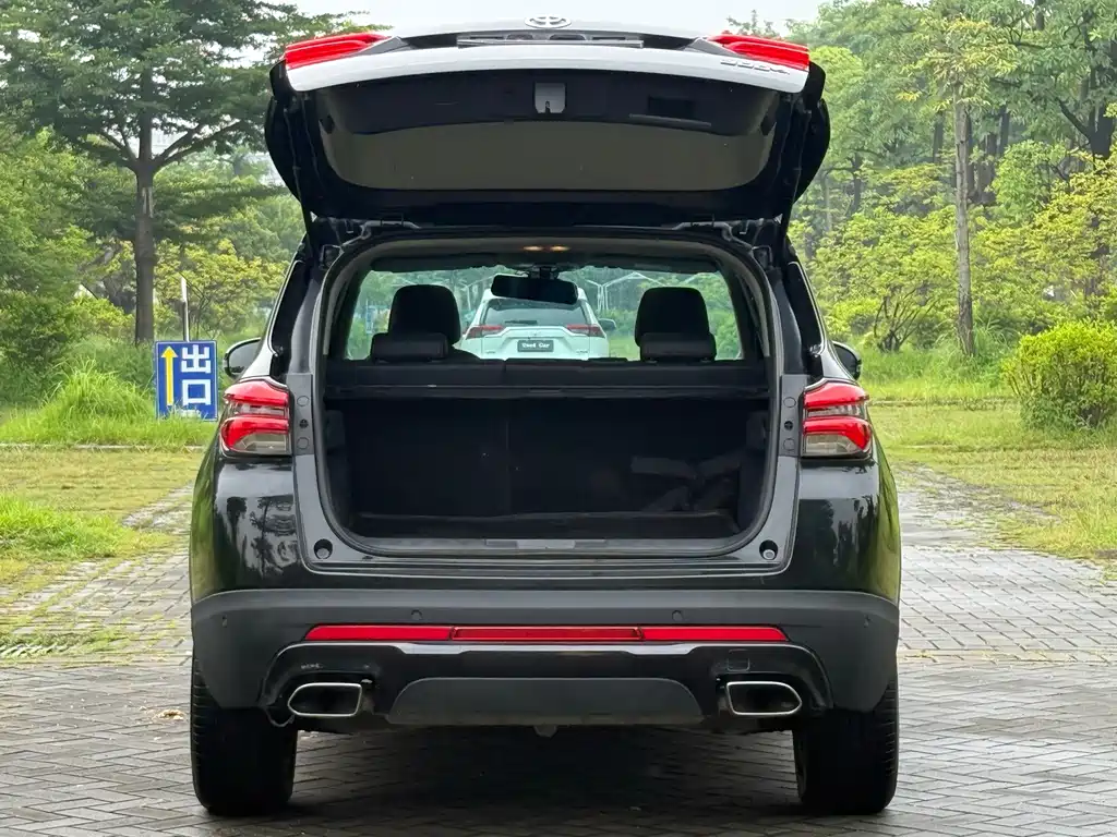 Zhonghua V7 — миниатюра 13