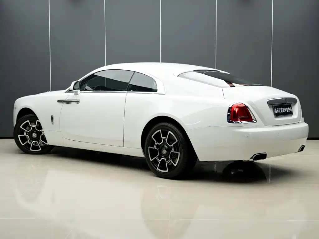 Rolls-Royce Wraith — миниатюра 6