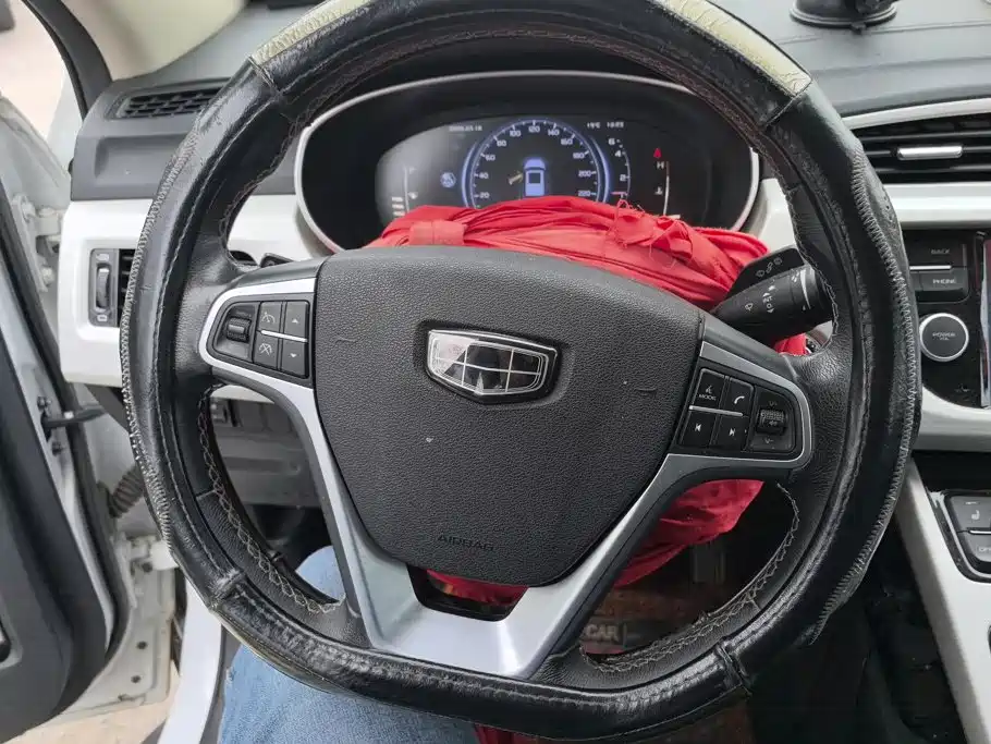 Geely Boyue — миниатюра 15