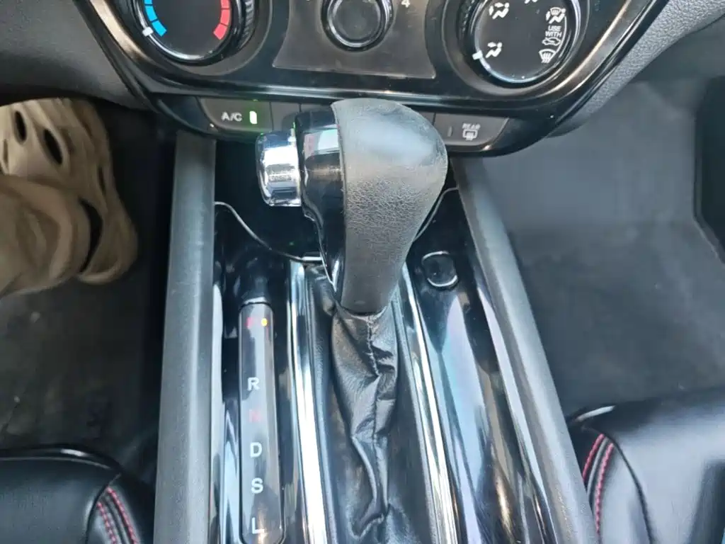 Honda Vezel — миниатюра 7
