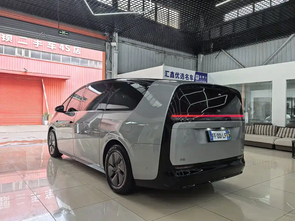 Li Auto Li MEGA — миниатюра 27