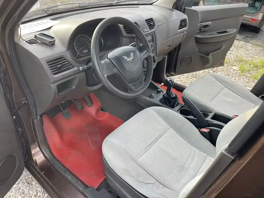Wuling Hongguang — миниатюра 6