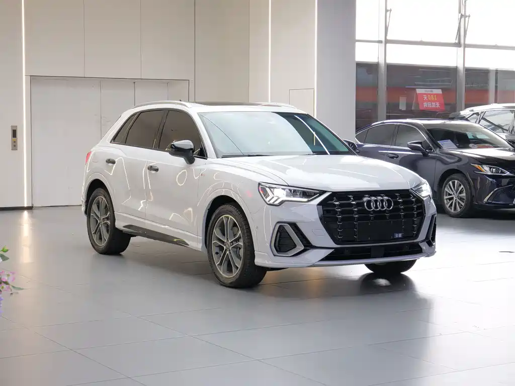 Audi Q3 2023 40 TFSI Fashion