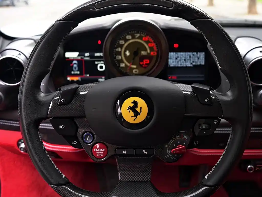 Ferrari F8 Tributo 3.9T V8, фото 13