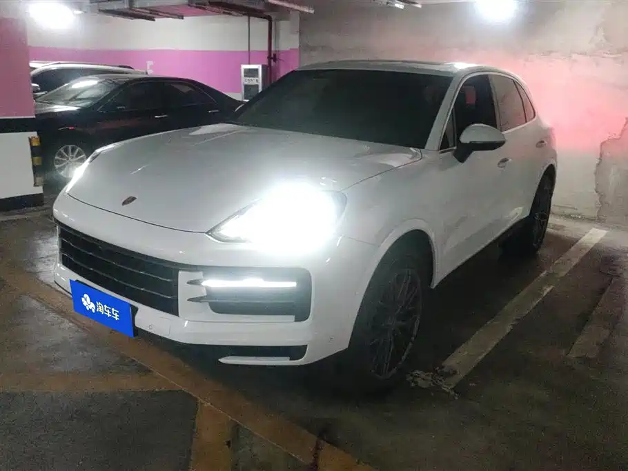 Porsche Cayenne 2024