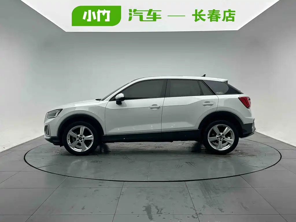 Audi Q2L 2022 35 TFSI
