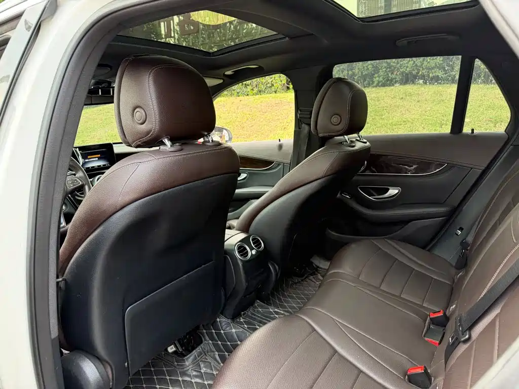 Mercedes-Benz GLC — миниатюра 11