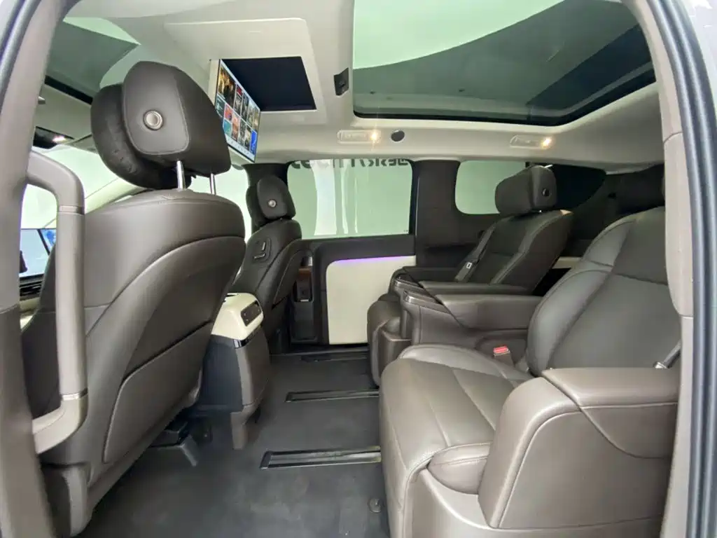 Li Auto Li MEGA — миниатюра 19
