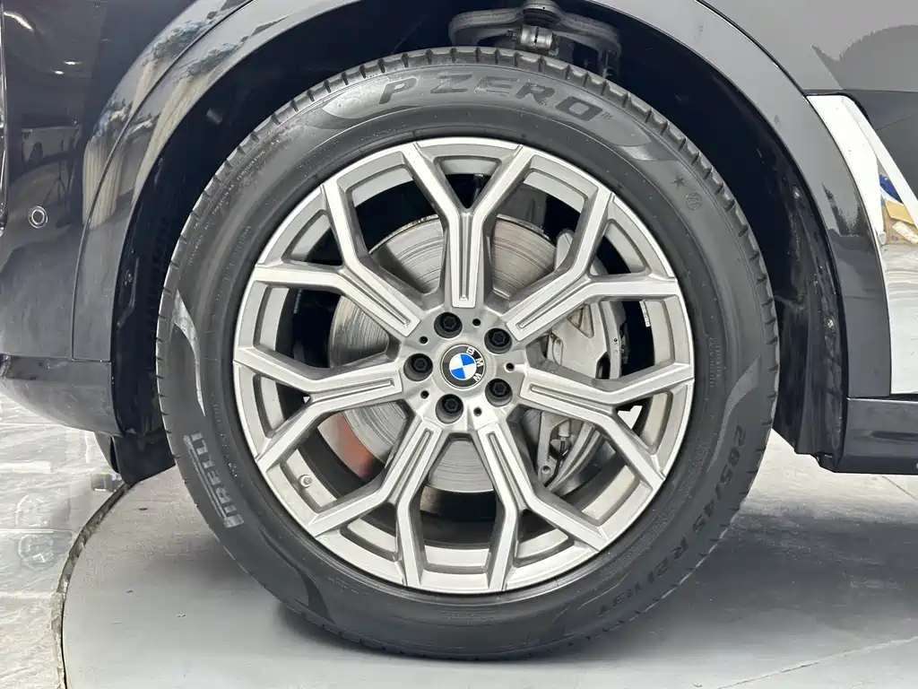 BMW X7 — миниатюра 25