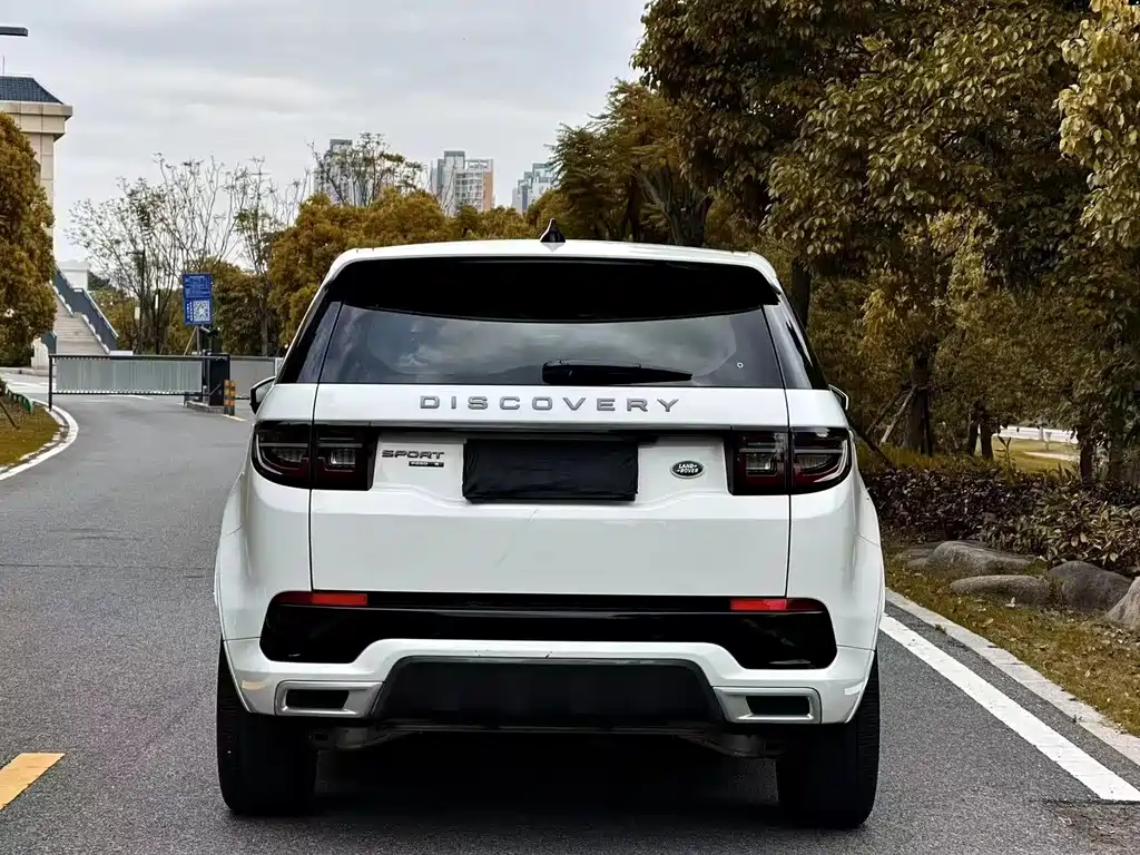 LAND ROVER DISCOVER SPORTS