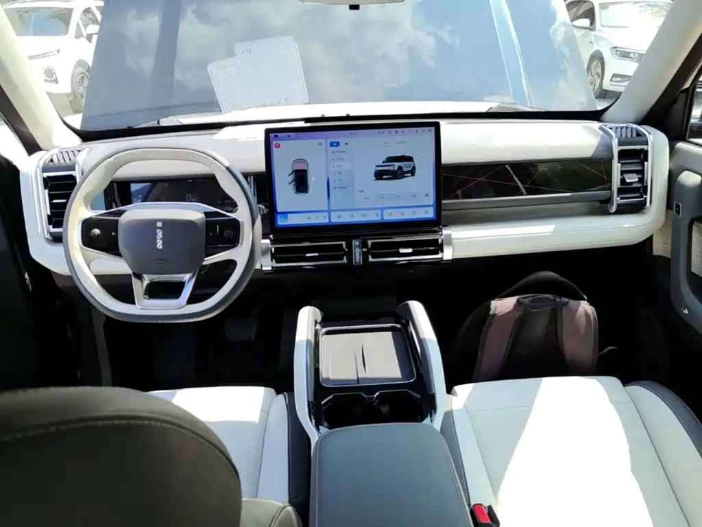 iCAR iCAR 03 — миниатюра 10